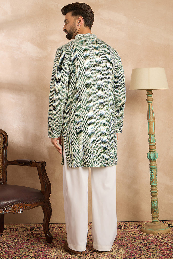 Green Silk Blend Solid Embroidered Straight Kurta With Trouser MKSET1664