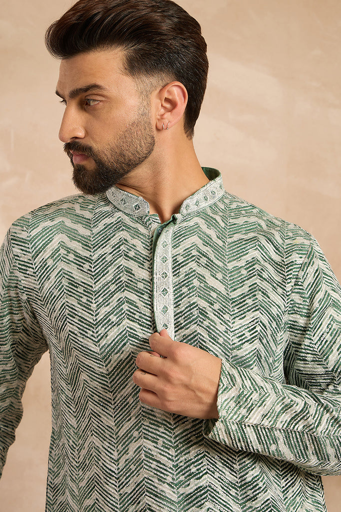 Green Silk Blend Solid Embroidered Straight Kurta MKU1664