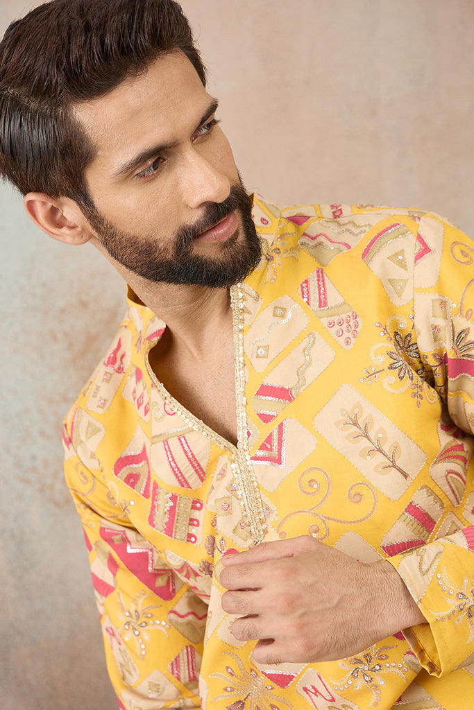 Yellow Silk Blend Ethnic Motifs Embroidered Kurta With Trouser MKSET2455