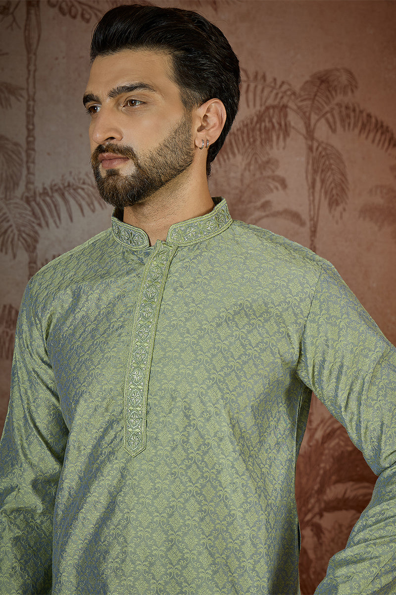 Green Jacquard Solid Embroidered Kurta MKU2499