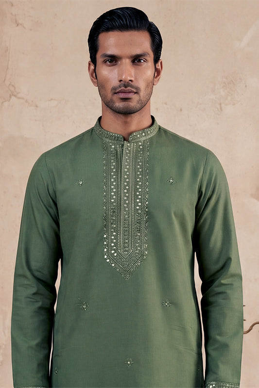 Green Silk Blend Solid Emboidered Sequins Kurta MKU2276