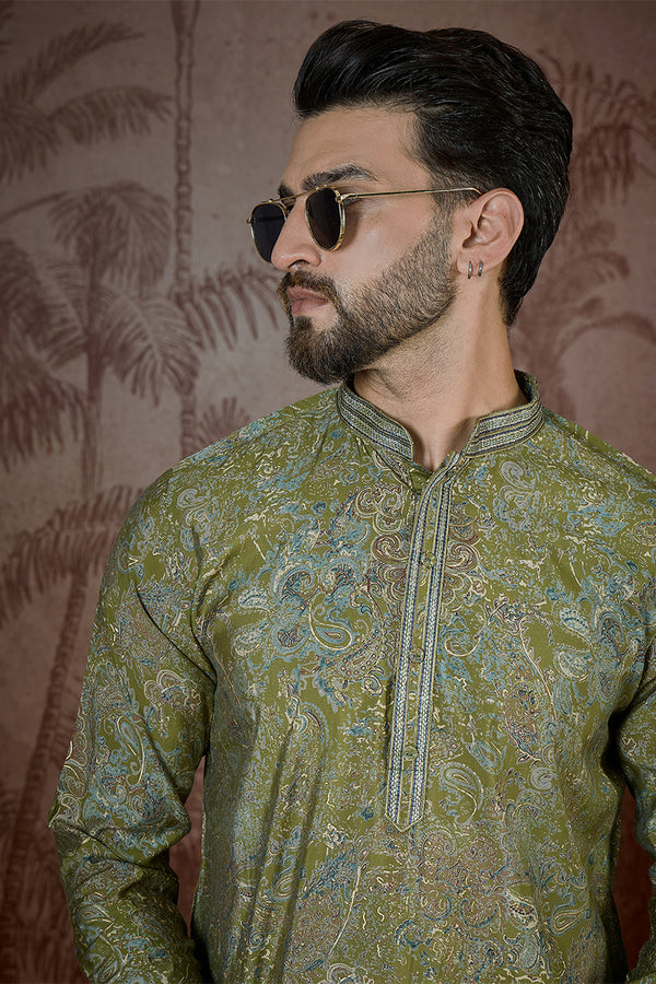 Green Silk Blend Ethnic Motifs Embroidered Kurta MKU2503