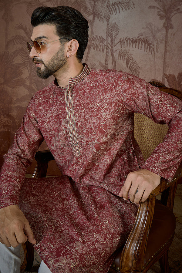 Maroon Silk Blend Floral Printed Kurta With Trouser MKSET2577