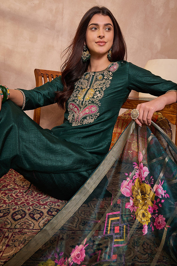 Green Silk Blend Solid Embroidered Straight Kurta Trouser With Dupatta PKSKD3101