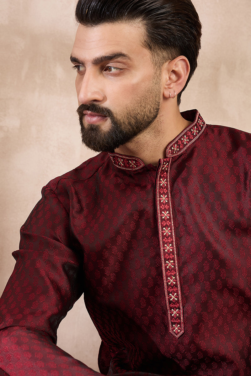 Maroon Silk Blend Solid Woven Design Straight Kurta MKU1896