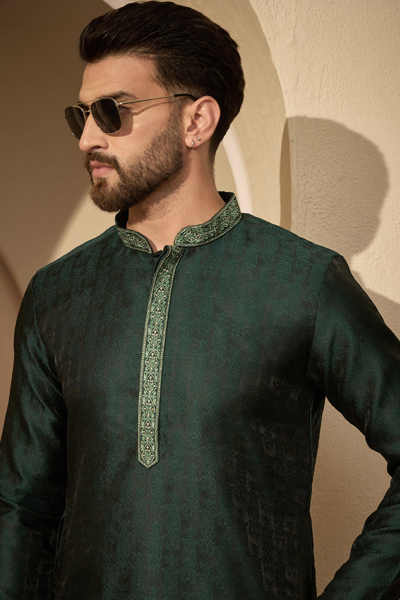 Green Jacquard Solid Embroidered Mandarin Collar Kurta With Trouser MKSET2742