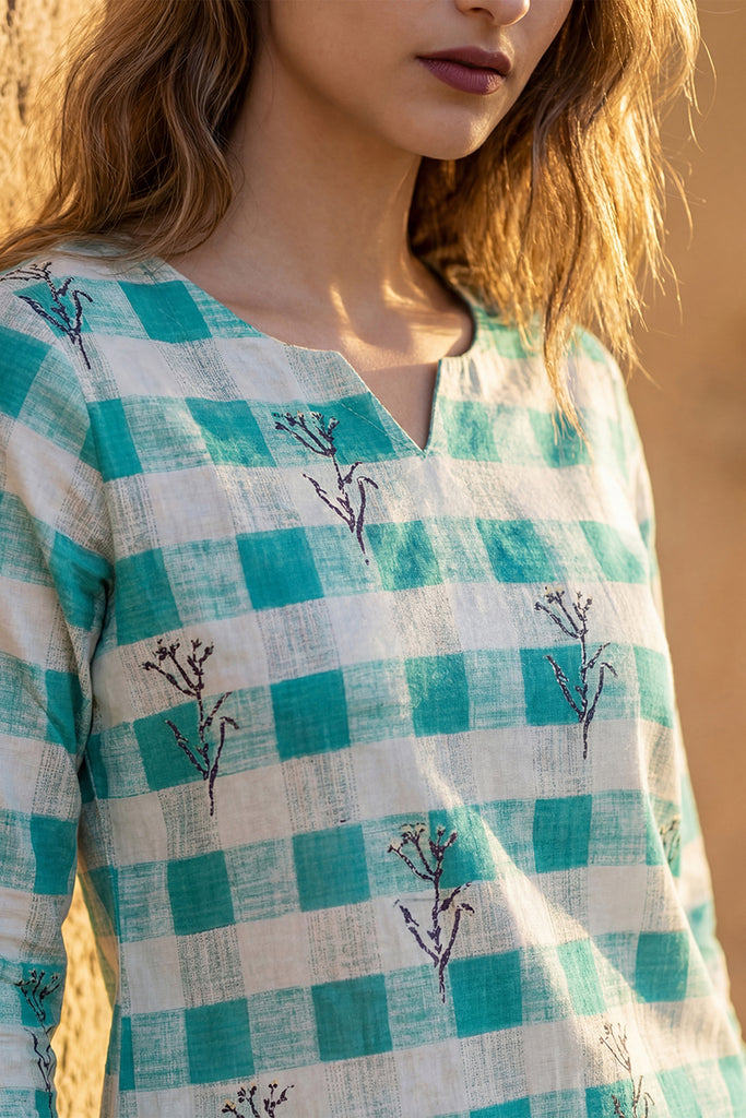 Sea Green Cotton Checked Night Suit VNWK1048