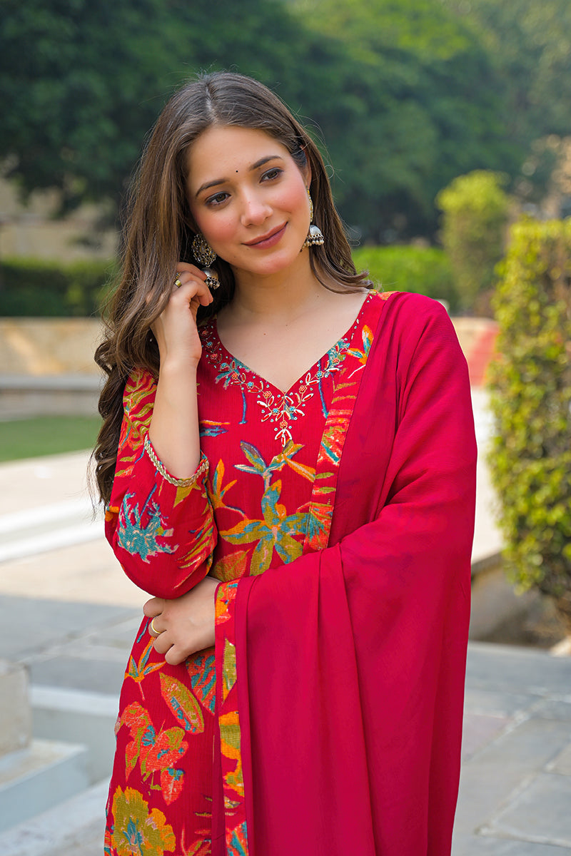 Pink Viscose Rayon Floral Printed Straight Kurta Trousers With Dupatta PKSKD3160