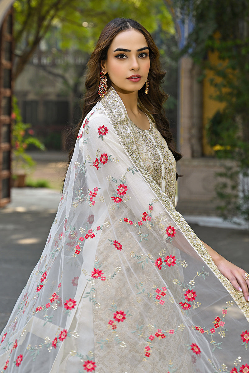 Off White Silk Blend Solid Embroidered Straight Kurta Trousers With Dupatta PKSKD2925