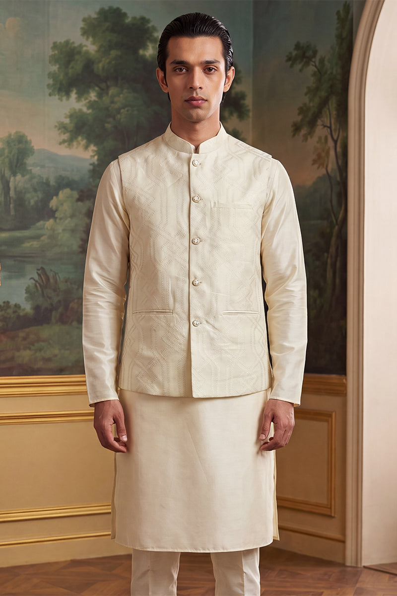 Off White Jacquard Woven Design Solid Koti MKOT1042