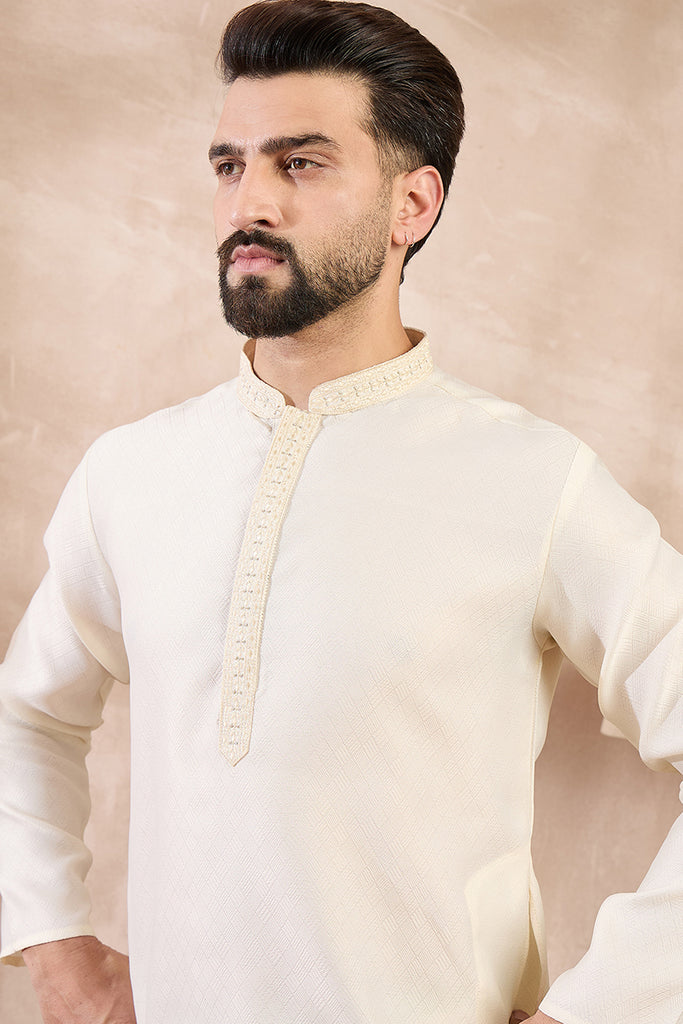 Off White Silk Blend Solid Embroidered Straight Kurta MKU1728