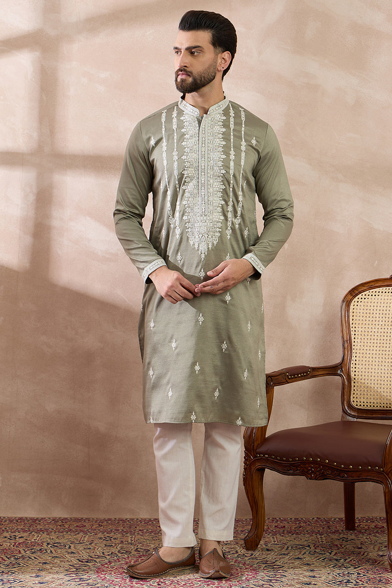 Green Silk Blend Embroidered Mandarin Collar Straight Kurta With Trouser MKSET1791
