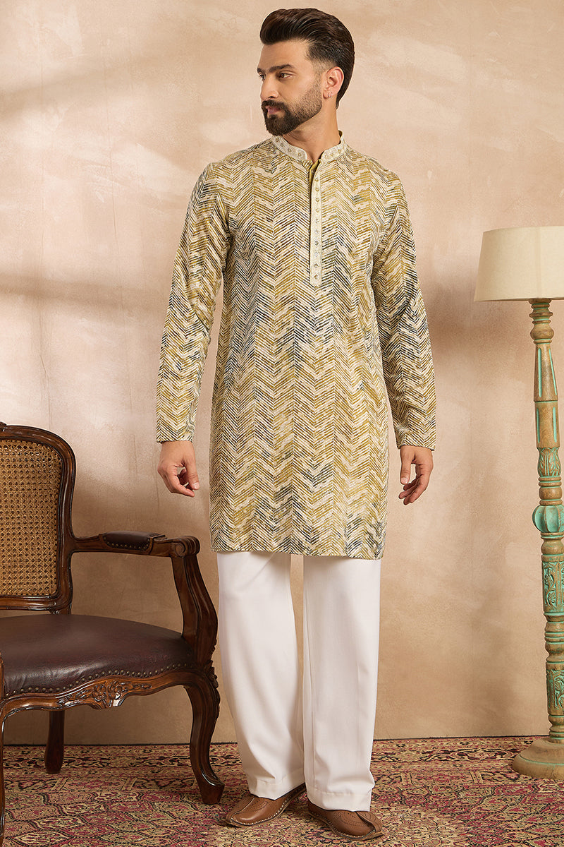 Green Silk Blend Solid Embroidered Straight Kurta With Trouser MKSET1730