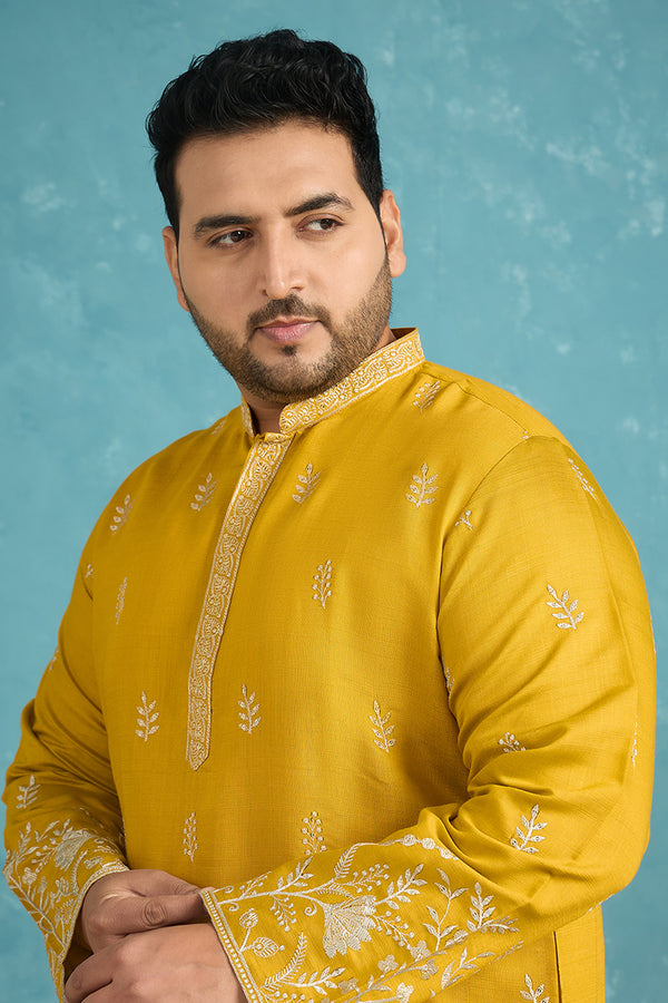 Yellow Silk Blend Solid Thread Work Embroidered Kurta MKU1314