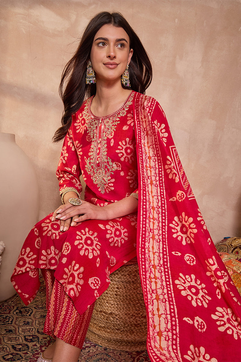 Pink Rayon Blend Floral Printed Straight Kurta Trouser With Dupatta VKSKD3214