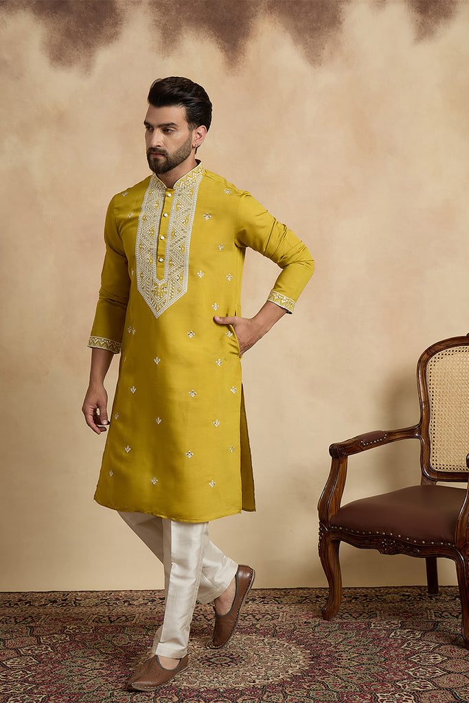 Yellow Silk Blend Solid Embroidered Kurta With Trouser MKSET2412