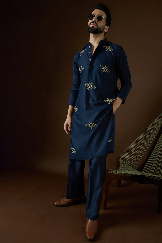 Blue Silk Blend Solid Dyed Kurta With Trouser MKSET2058