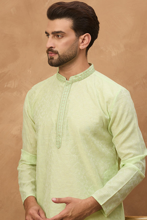 Green Silk Blend Solid Embroidered Straight Kurta MKU1451