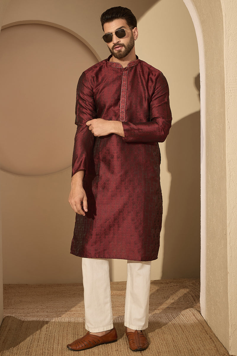 Maroon Jacquard Solid Embroidered Mandarin Collar Kurta With Trouser MKSET2744