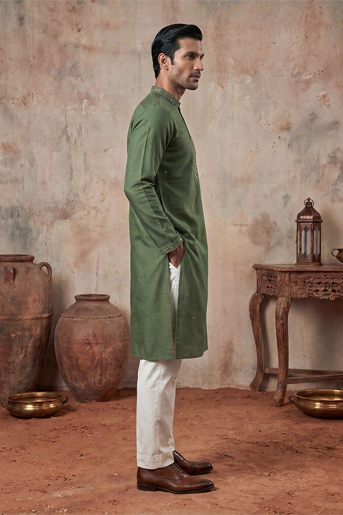 Green Silk Blend Solid Emboidered Sequins Kurta MKU2276