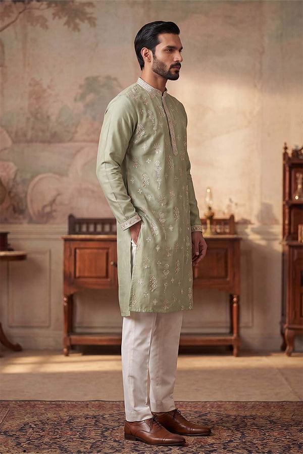 Green Silk Blend Solid Embroidered Kurta MKU2153