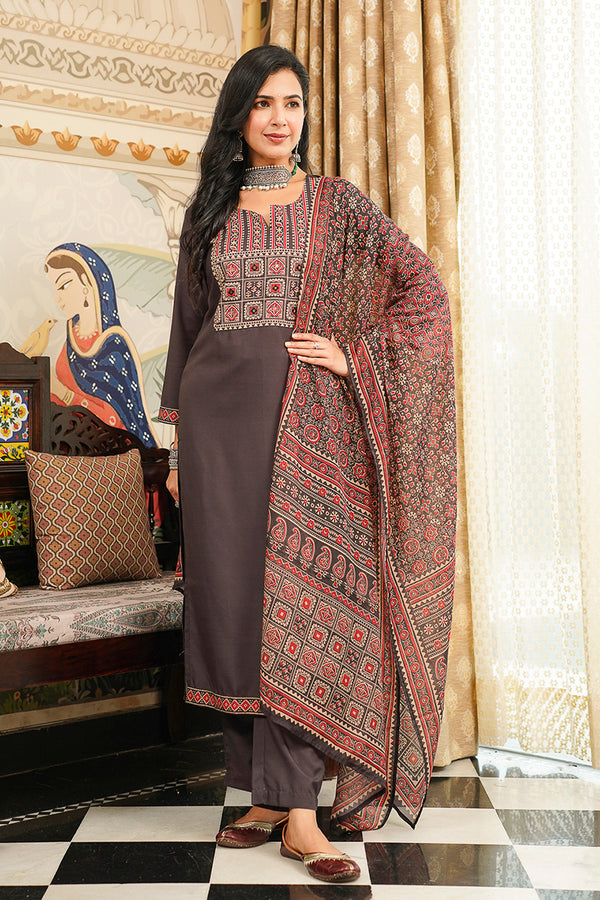 Grey Cotton Blend Ajrakh Printed Straight Kurta Trousers With Dupatta PKSKD3065