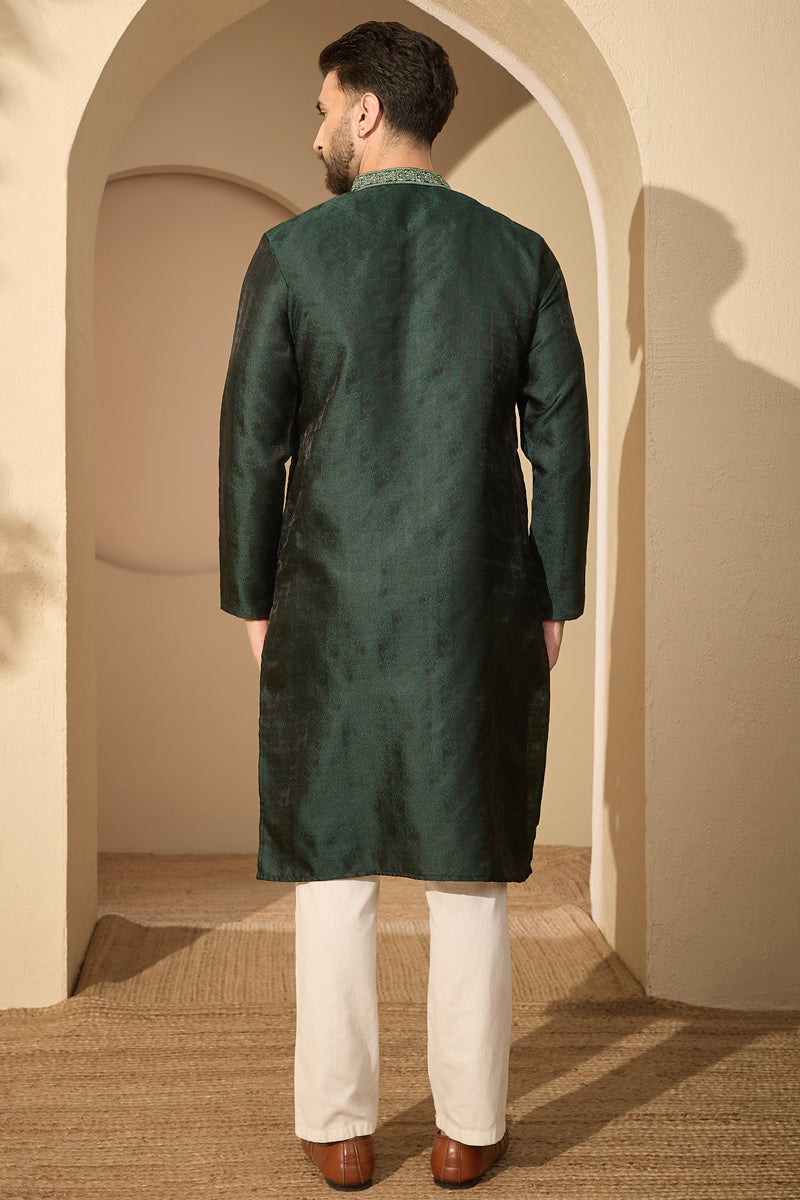 Green Jacquard Solid Embroidered Mandarin Collar Kurta MKU2742
