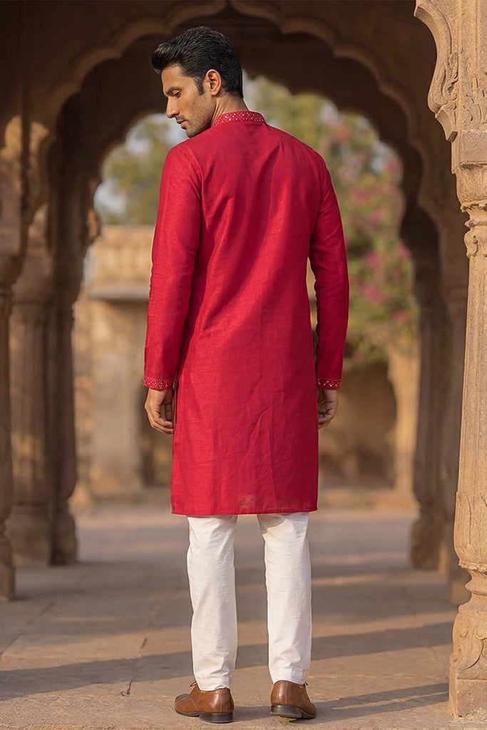 Pink Silk Blend Solid Embroidered Kurta With Trousers MKSET2076