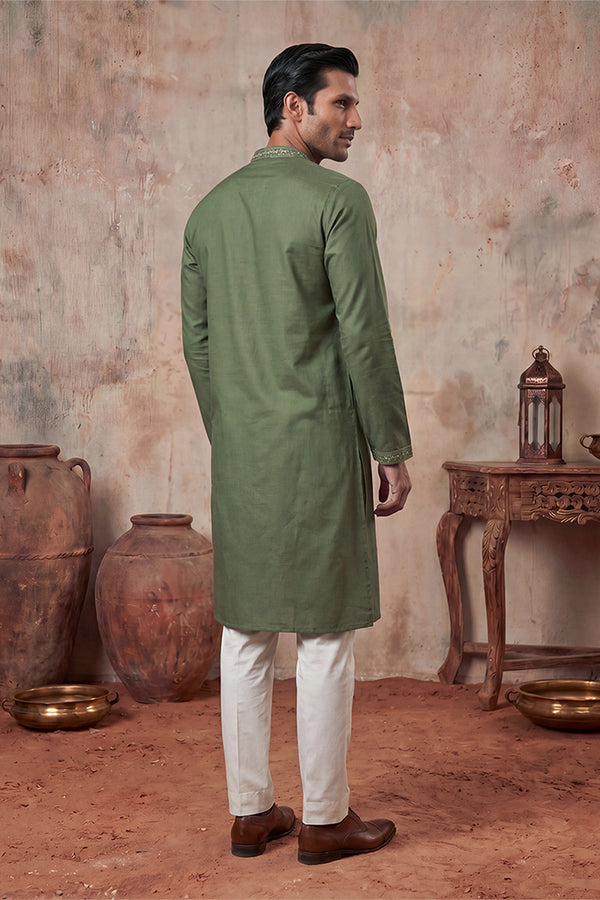 Green Silk Blend Solid Emboidered Sequins Kurta MKU2276