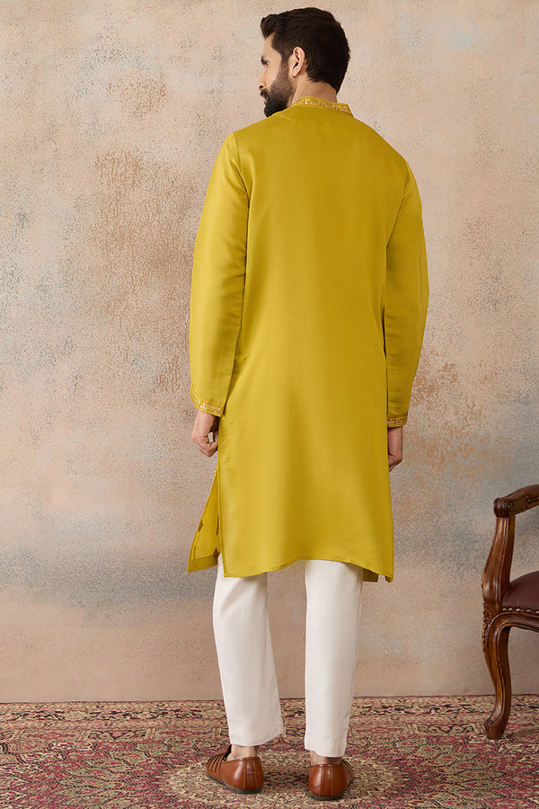 Yellow Silk Blend Solid Embroidered Kurta With Trouser MKSET2415