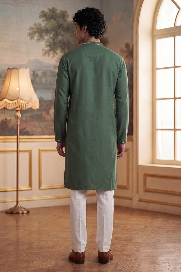 Green Silk Blend Solid Emboidered Sequins Kurta With Trouser MKSET2279