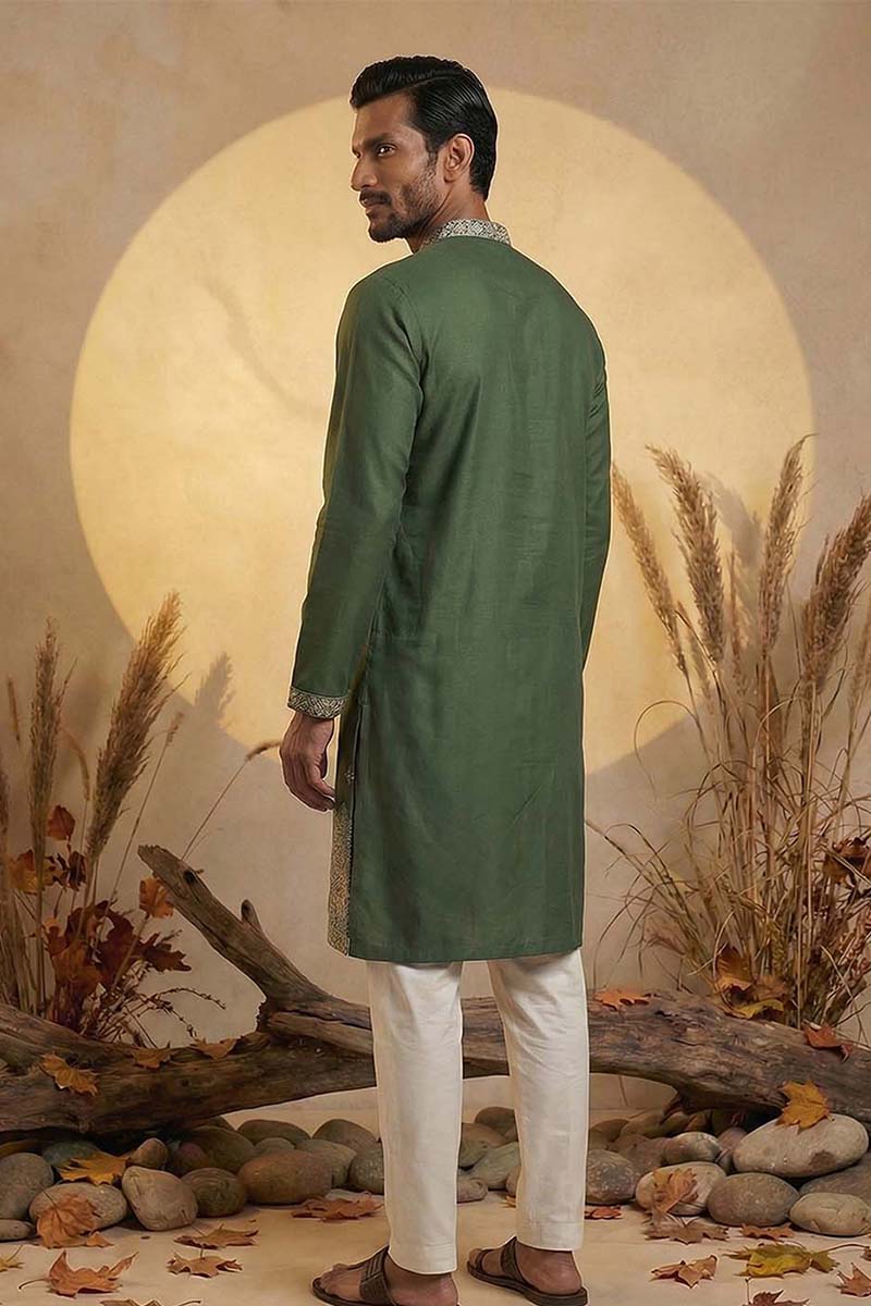 Silk Blend Green Solid Embroidered Calf Length Straight Kurta MKU2101