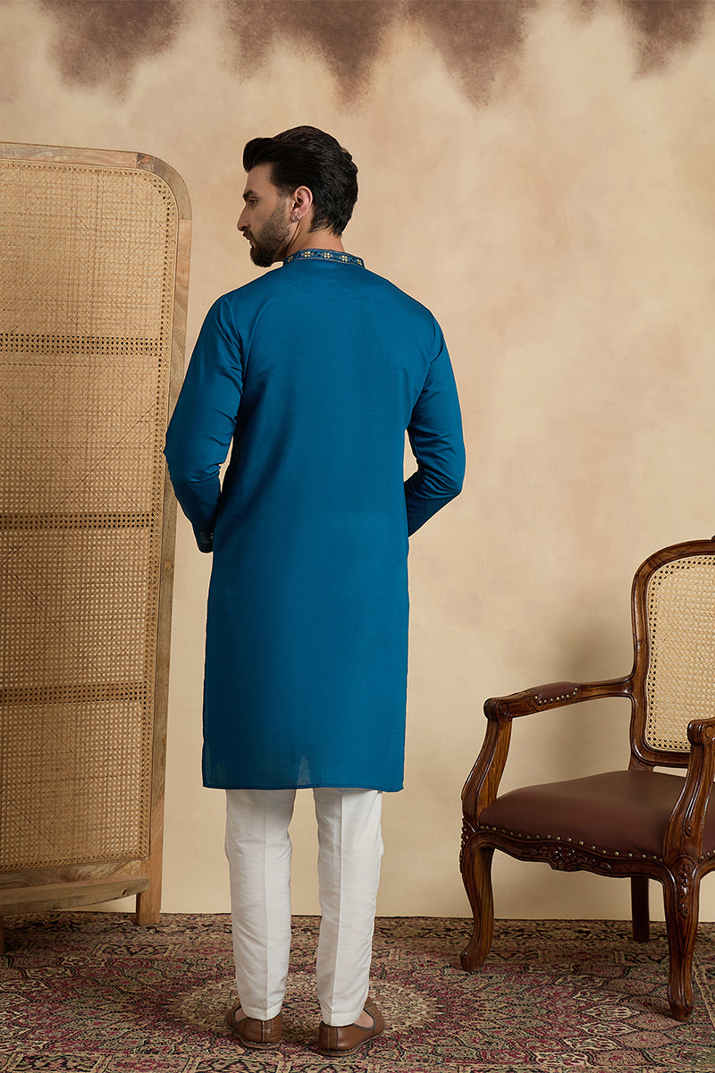 Teal Silk Blend Solid Embroidered Thread Work Kurta MKU2443