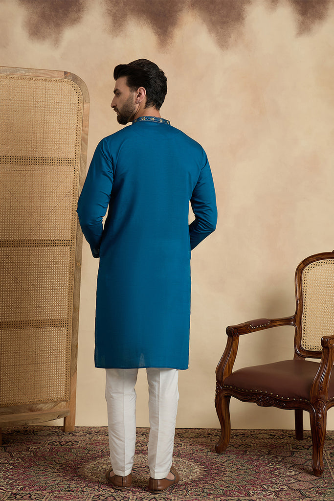 Teal Silk Blend Solid Embroidered Thread Work Kurta MKU2443