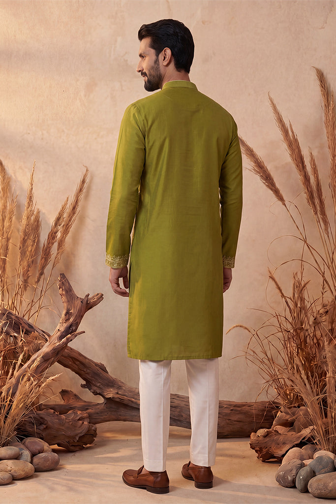 Green Silk Blend Solid Emboidered Straight Kurta With Trouser MKSET2313