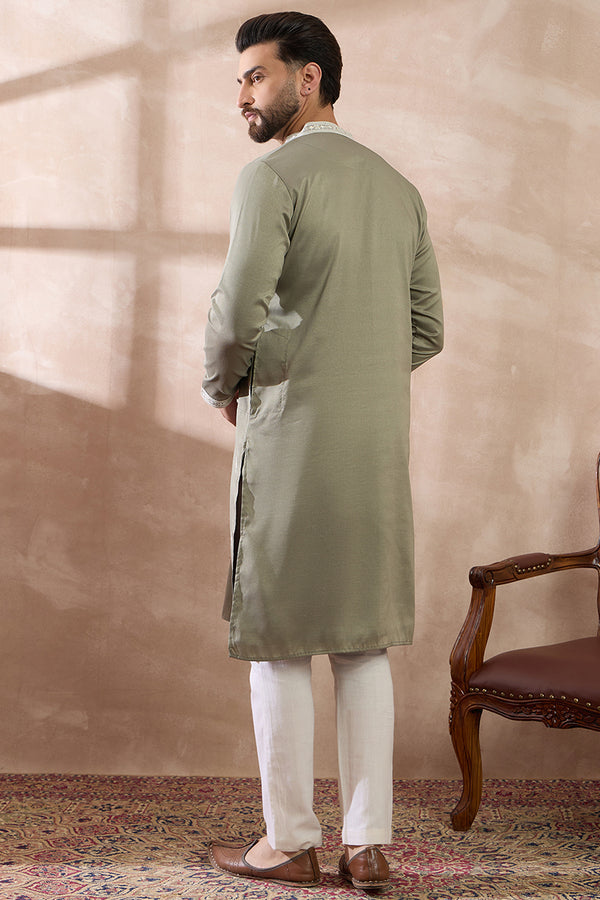 Green Silk Blend Embroidered Mandarin Collar Straight Kurta With Trouser MKSET1791