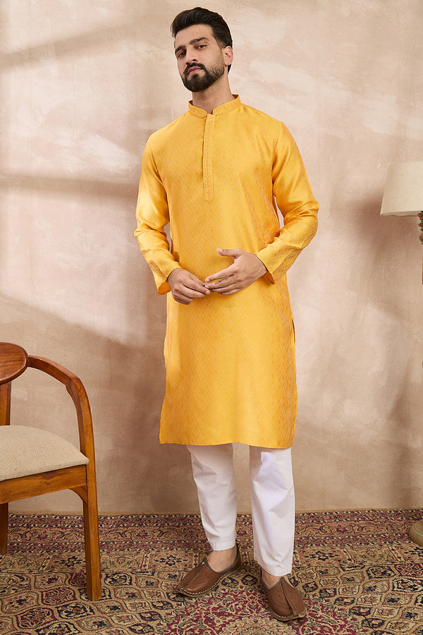 Yellow Silk Blend Solid Embroidered Straight Kurta MKU1737