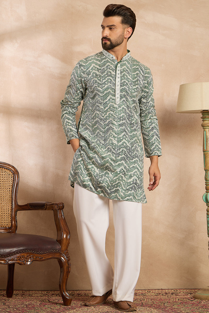 Green Silk Blend Solid Embroidered Straight Kurta With Trouser MKSET1664