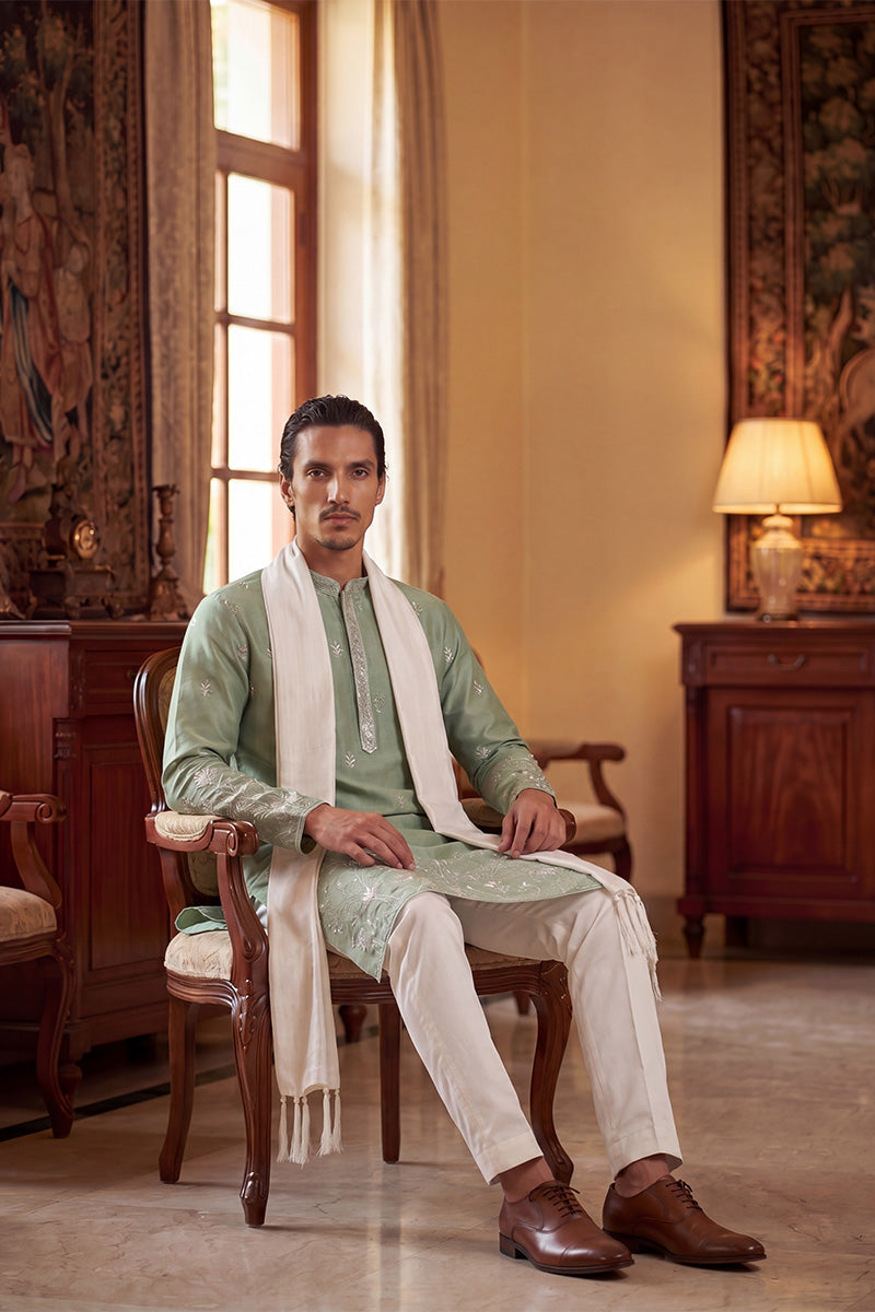 Green Silk Blend Solid Embroidered Straight Kurta Sets MKPD1783