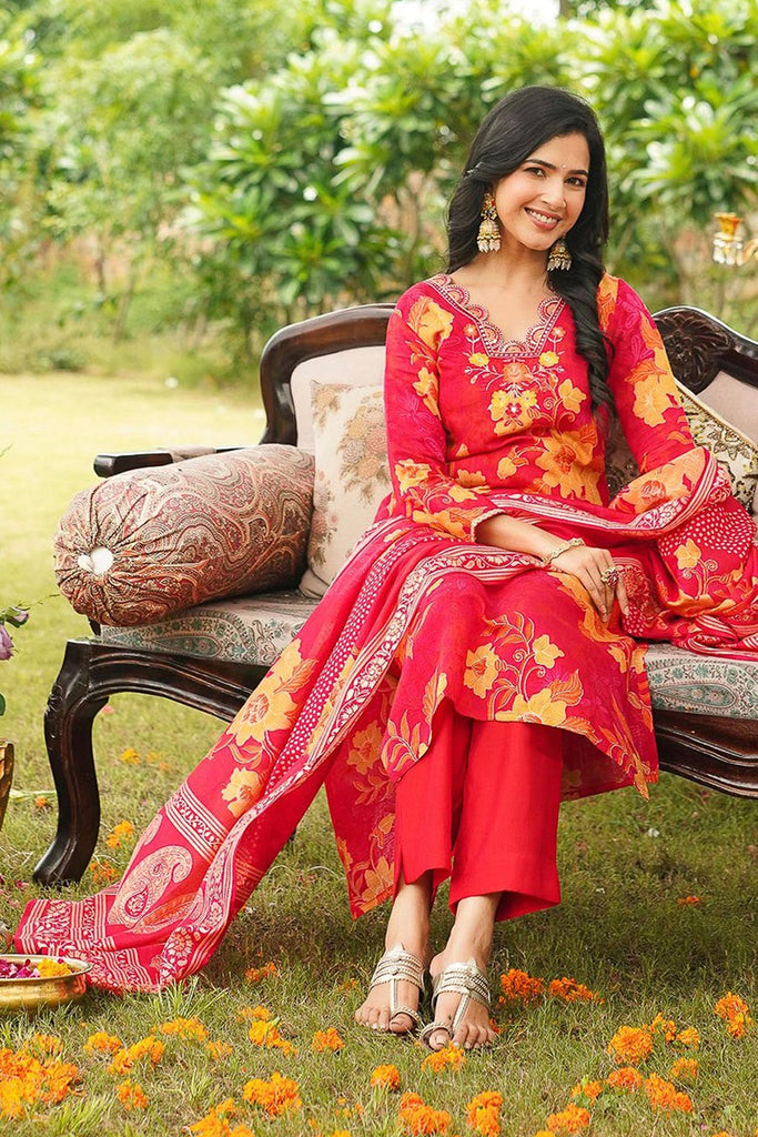 Red Rayon Blend Floral Straight Kurta Trousers With Dupatta PKSKD3051
