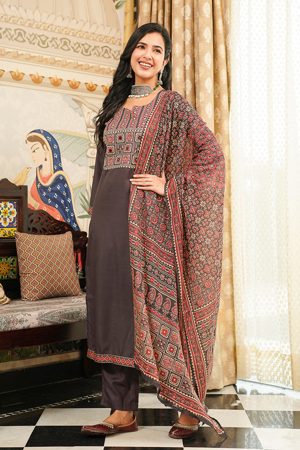 Grey Cotton Blend Ajrakh Printed Straight Kurta Trousers With Dupatta PKSKD3065