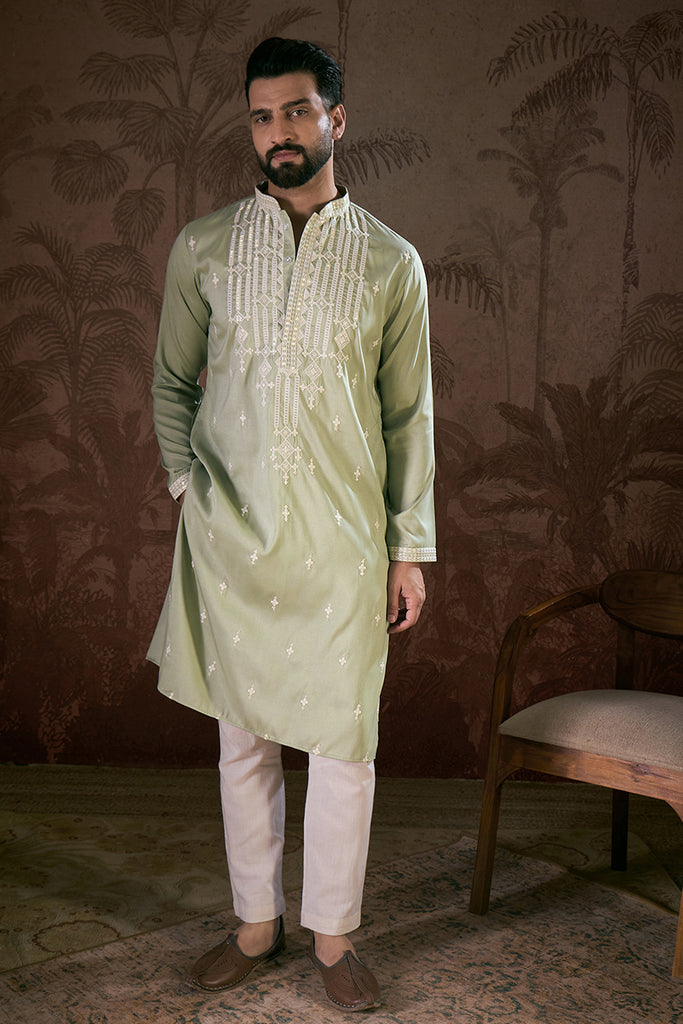 Green Silk Blend Solid Embroidered Straight Kurta MKU1787