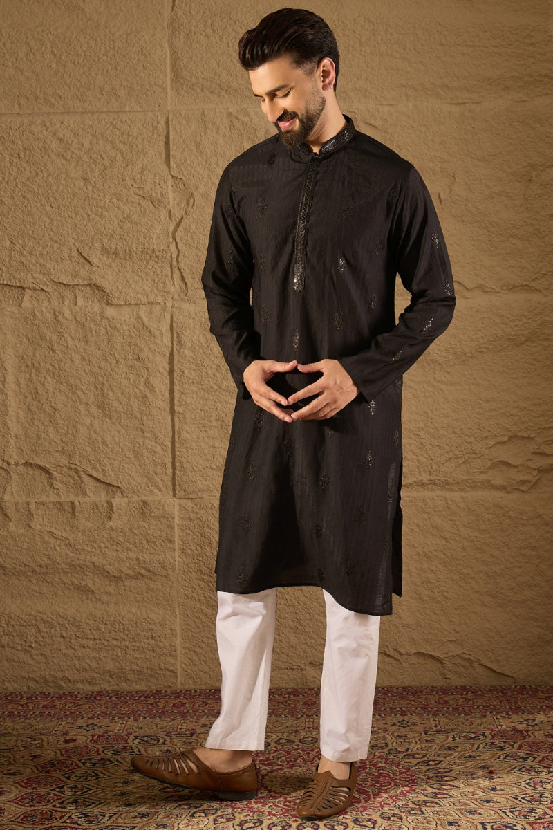 Black Viscose Rayon Solid Embroidered Straight Kurta MKU1294