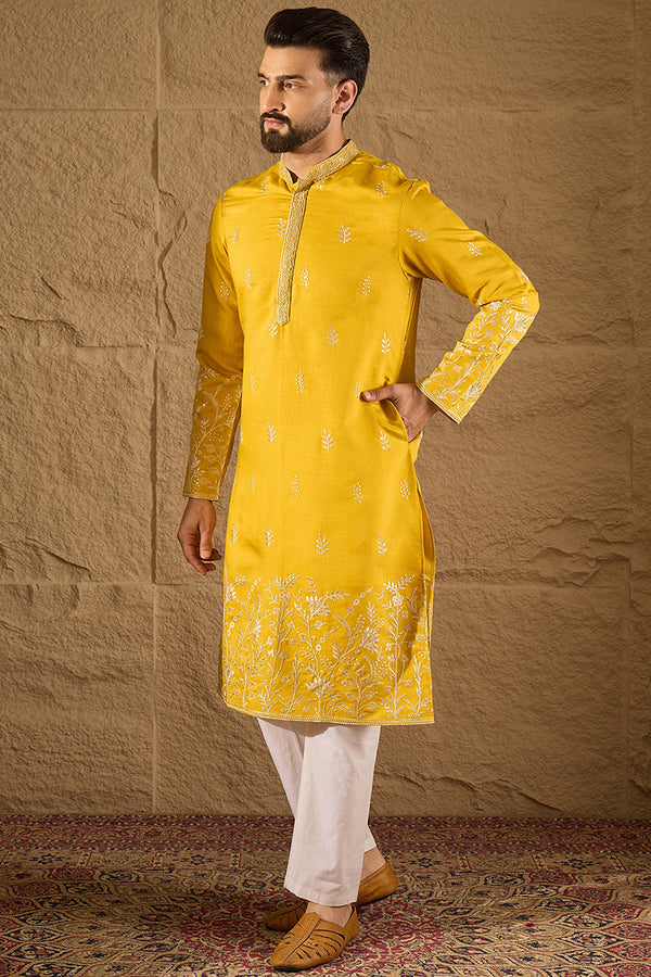 Yellow Verican Solid Embroidered Straight Kurta MKU1314