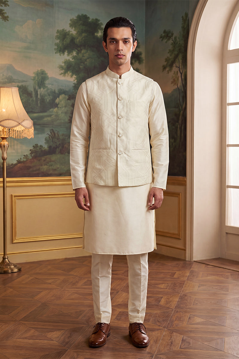 Off White Jacquard Woven Design Solid Koti MKOT1042
