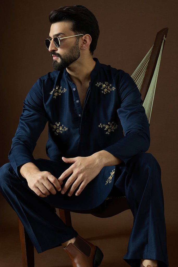 Blue Silk Blend Solid Dyed Kurta With Trouser MKSET2058