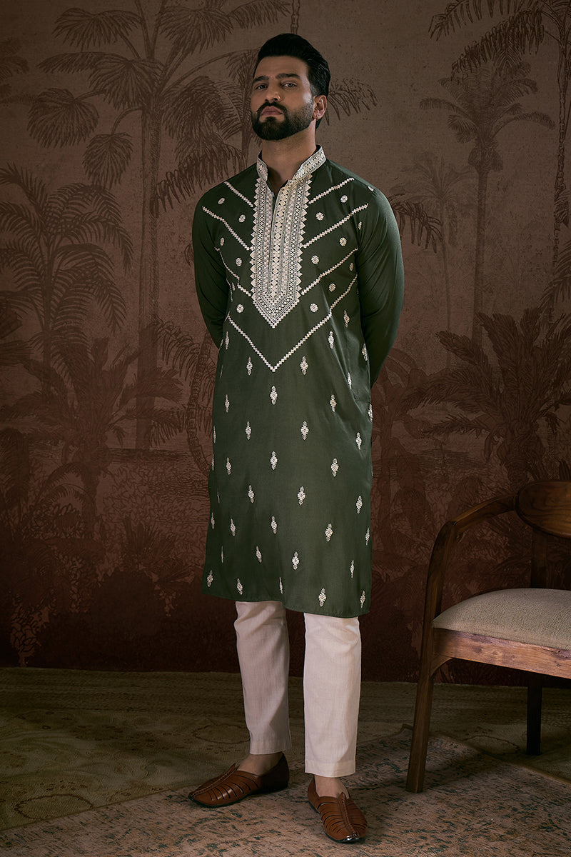 Green Silk Blend Solid Embroidered Straight Kurta MKU1882