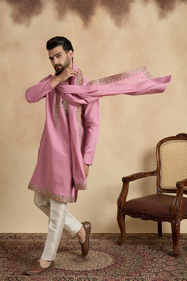 Pink Silk Blend Solid Embroidered Kurta With Dupatta MKUD1071
