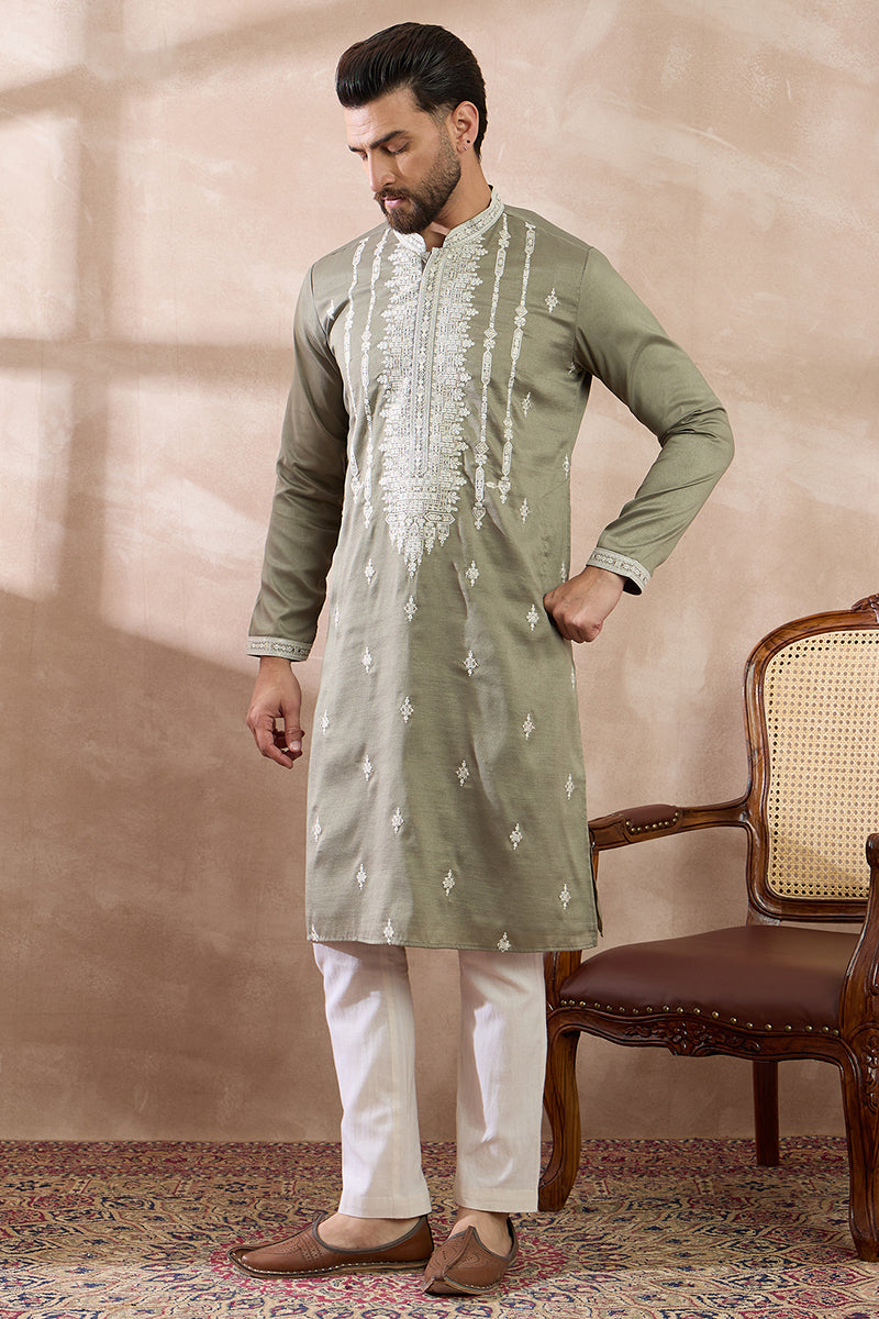 Green Silk Blend Embroidered Mandarin Collar Straight Kurta With Trouser MKSET1791