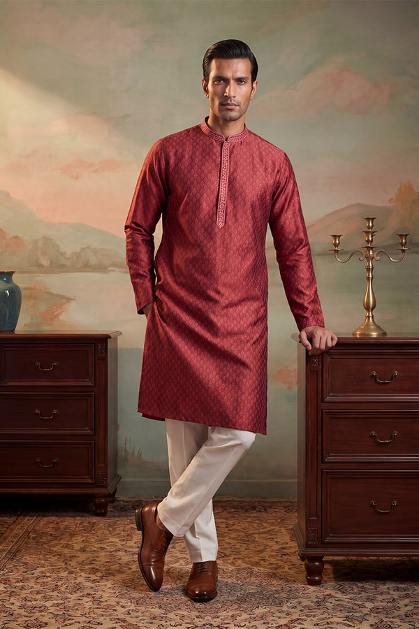 Maroon Jacquard Woven Design Straight Kurta MKU2342